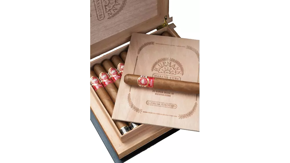 H. Upmann Coleccion Super Magnum