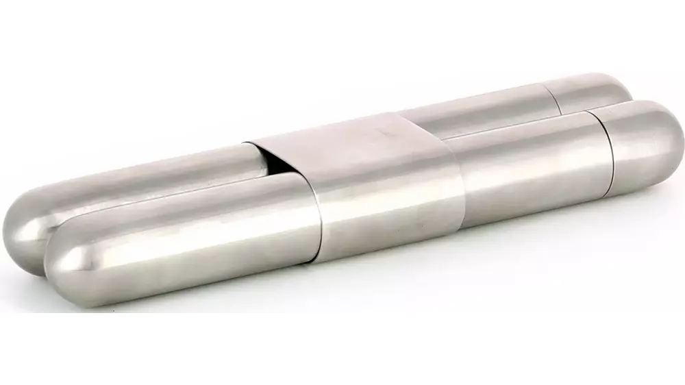 овлажнителен тубус ADORINI satin steel with cedar lining for 2 cigars