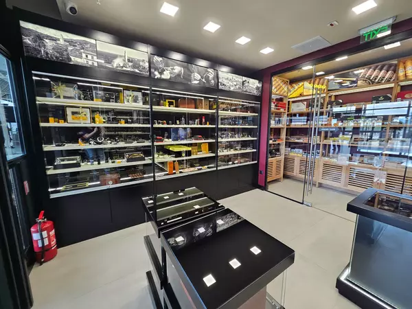 New Premium Cigars&Tobacco boutique at Sofia Airport